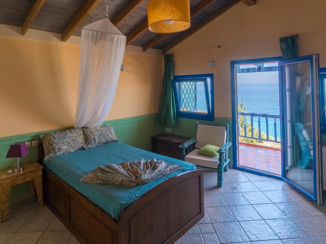 Апарт отель Ocea Retreat Карловаси Экстерьер фото